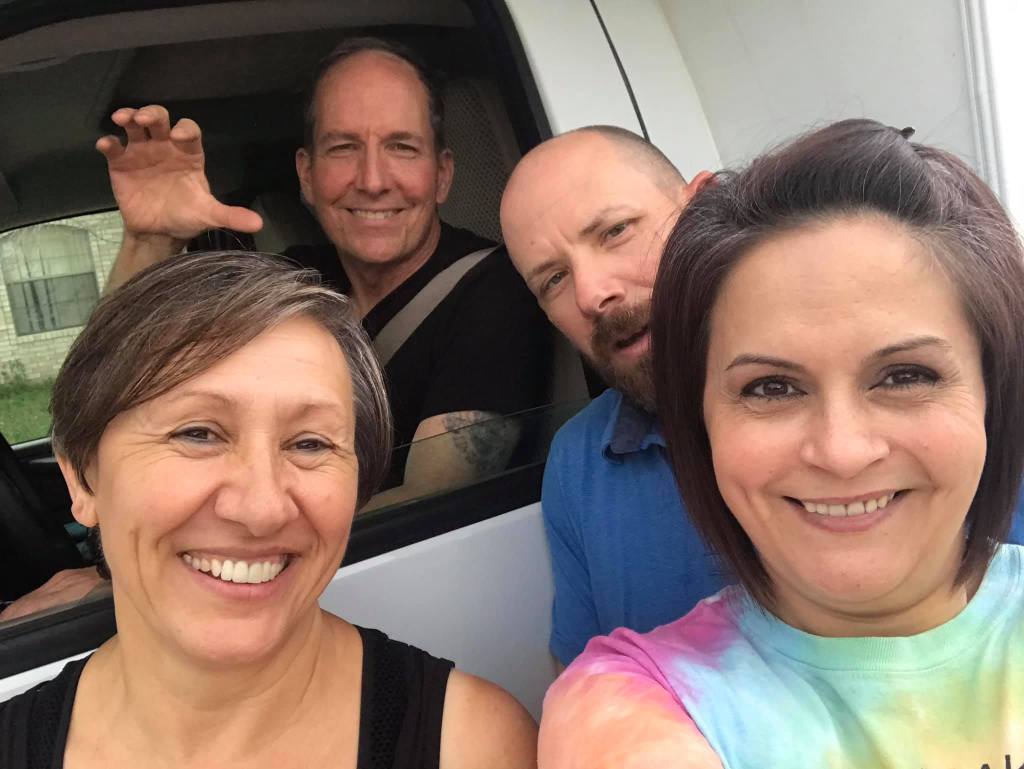 This image has an empty alt attribute; its file name is rv-tom-and-ellie.jpg