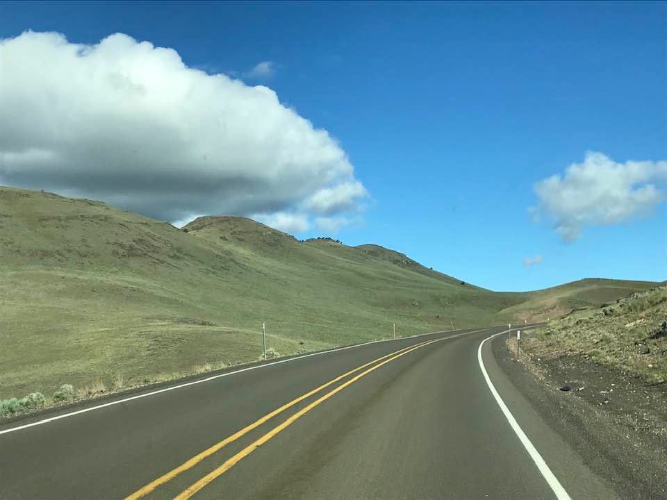 This image has an empty alt attribute; its file name is rv-hwy-78-in-oregon.jpg