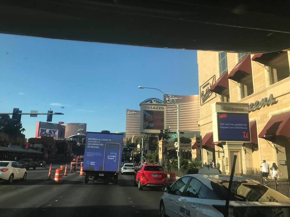 This image has an empty alt attribute; its file name is rv-las-vegas-strip.jpg