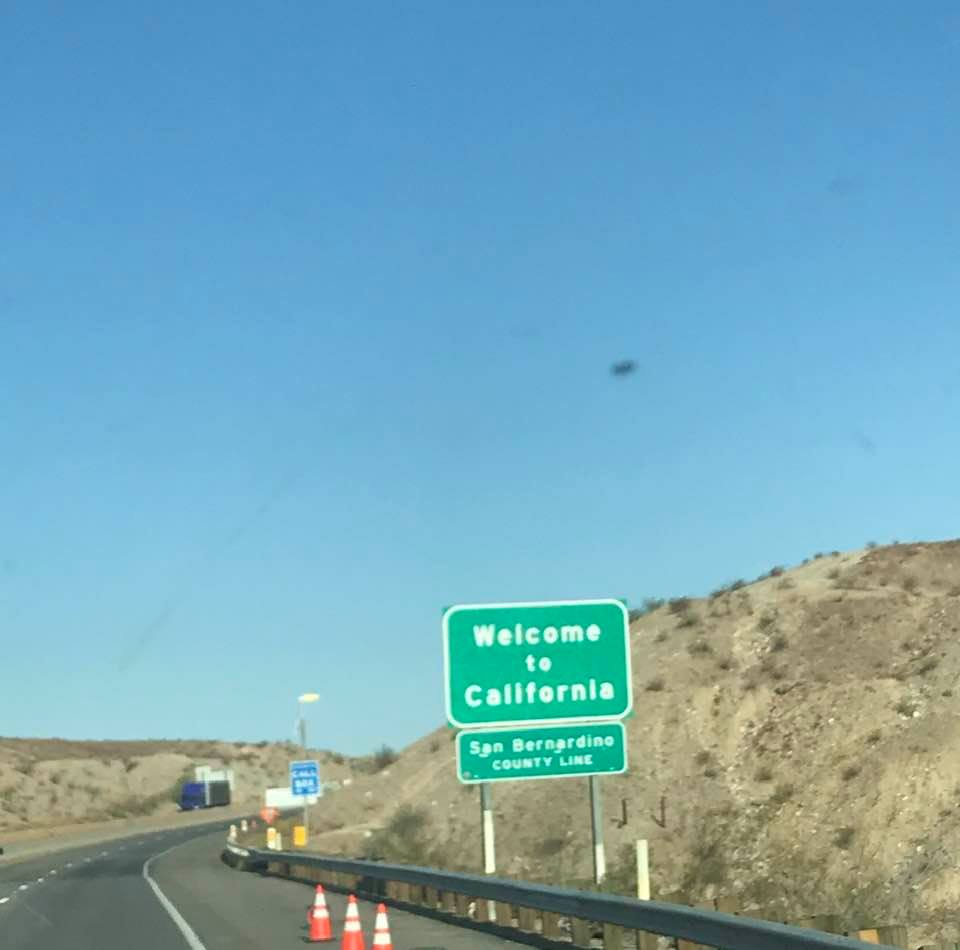 This image has an empty alt attribute; its file name is rv-welcome-to-california.jpg