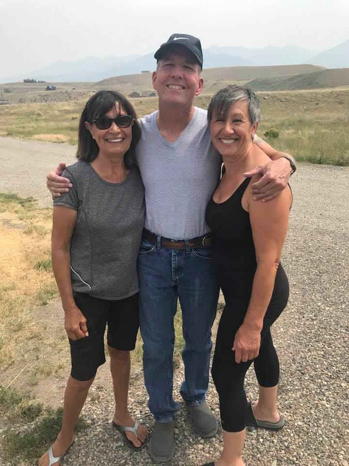 This image has an empty alt attribute; its file name is rv-lupe.jpg