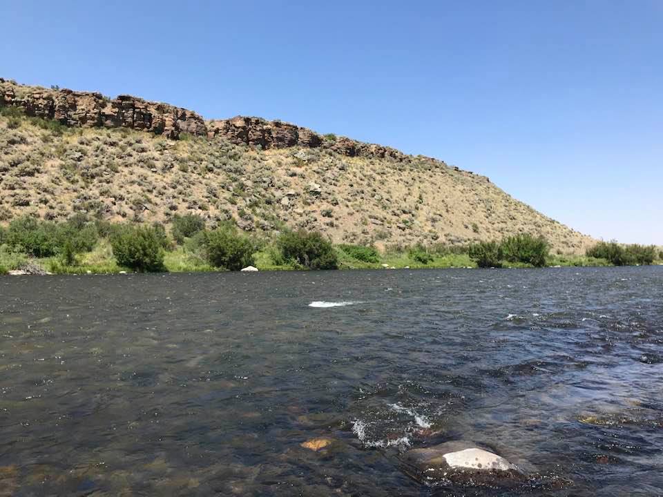 This image has an empty alt attribute; its file name is rv-madison-river.jpg